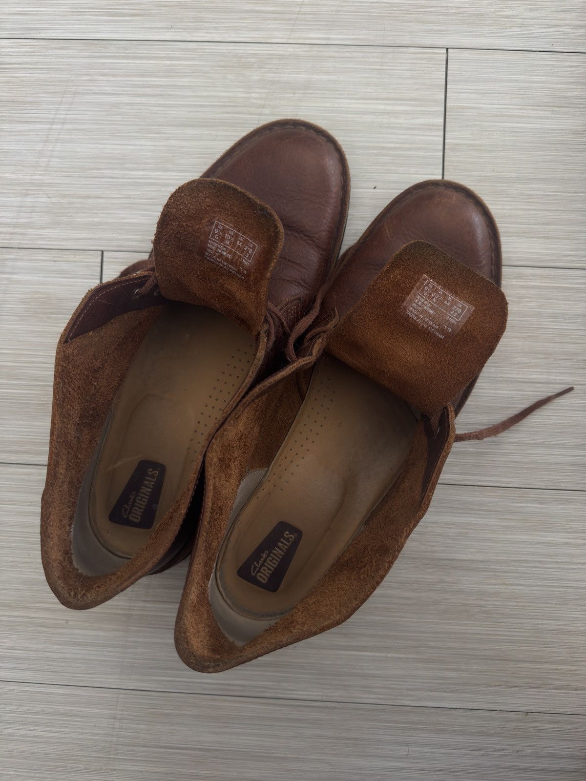 Clarks Clarks Desert Boots (worn twice) size small 10.5 Size US 10.5 / EU 43-44 - 6 Thumbnail