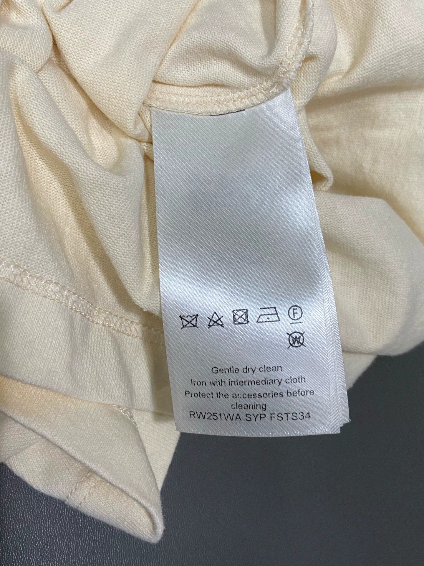 Louis Vuitton Louis Vuitton Chain Short Sleeve Size S 99 New Size S / US 4 / IT 40 - 7 Thumbnail
