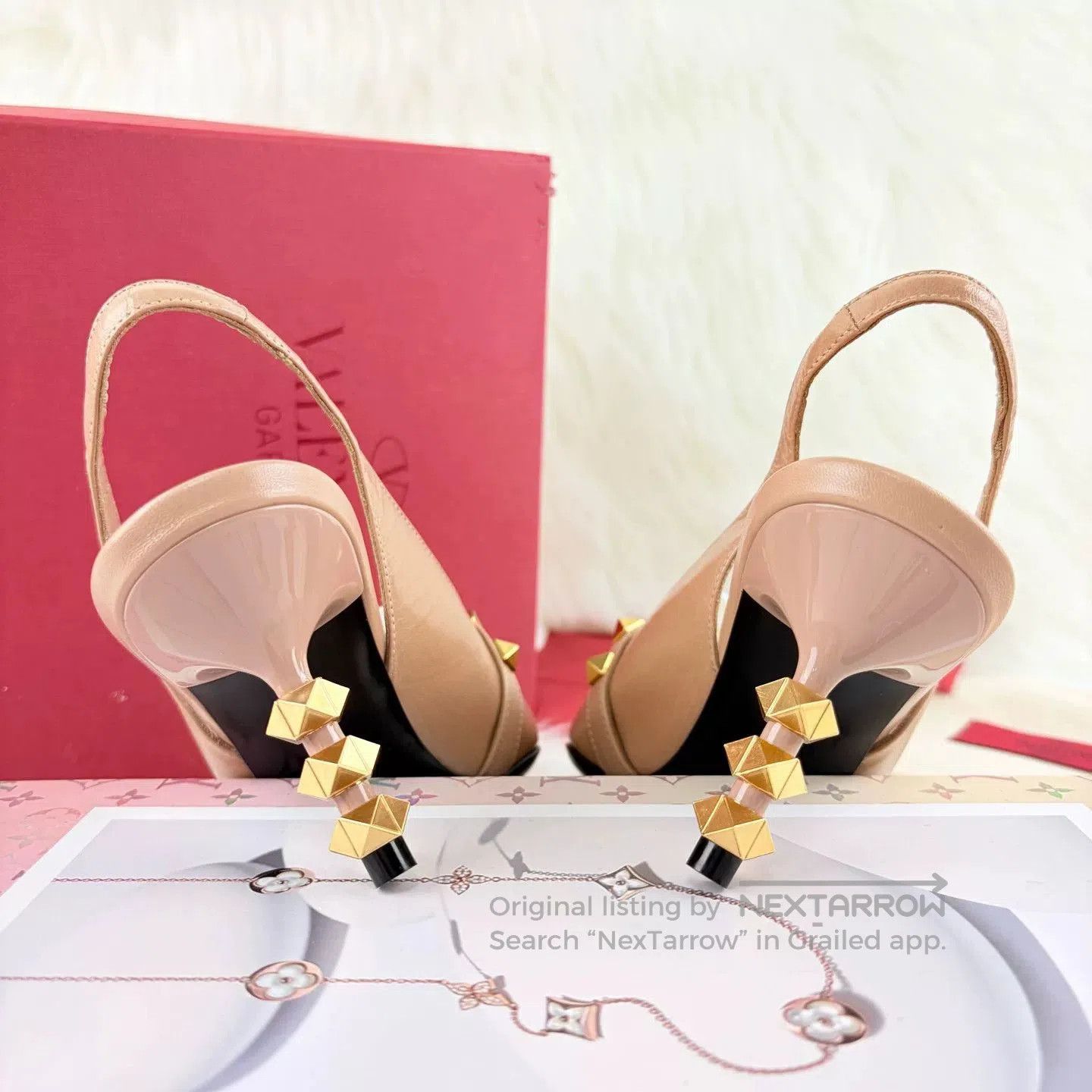 Valentino Valentino Nude Pointed Studded High Heels. Size US 4 / IT 34 - 7 Thumbnail