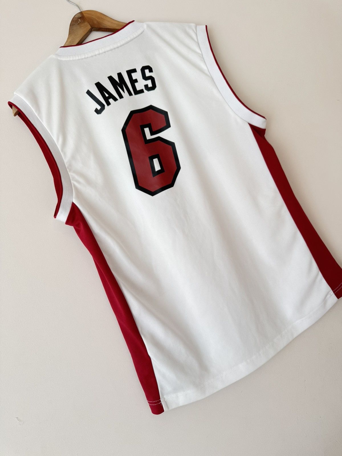 Adidas James #6 Miami Heat Basketball Jersey NBA Shirt Kit Size US M / EU 48-50 / 2 - 5 Thumbnail