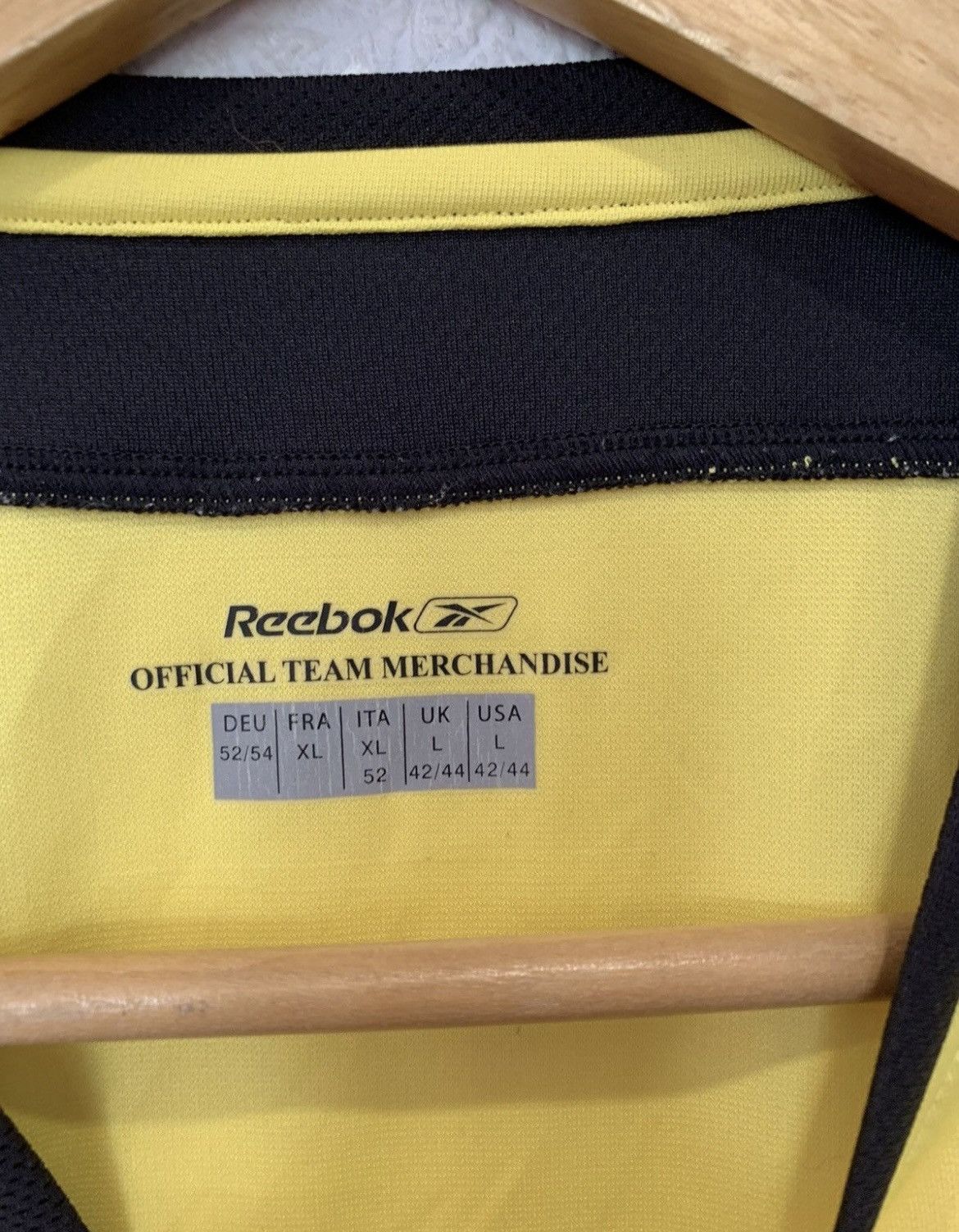 Reebok LIVERPOOL REEBOK 2004/2005 AWAY KIT SOCCER JERSEY FOOTBALL Size US XL / EU 56 / 4 - 4 Thumbnail