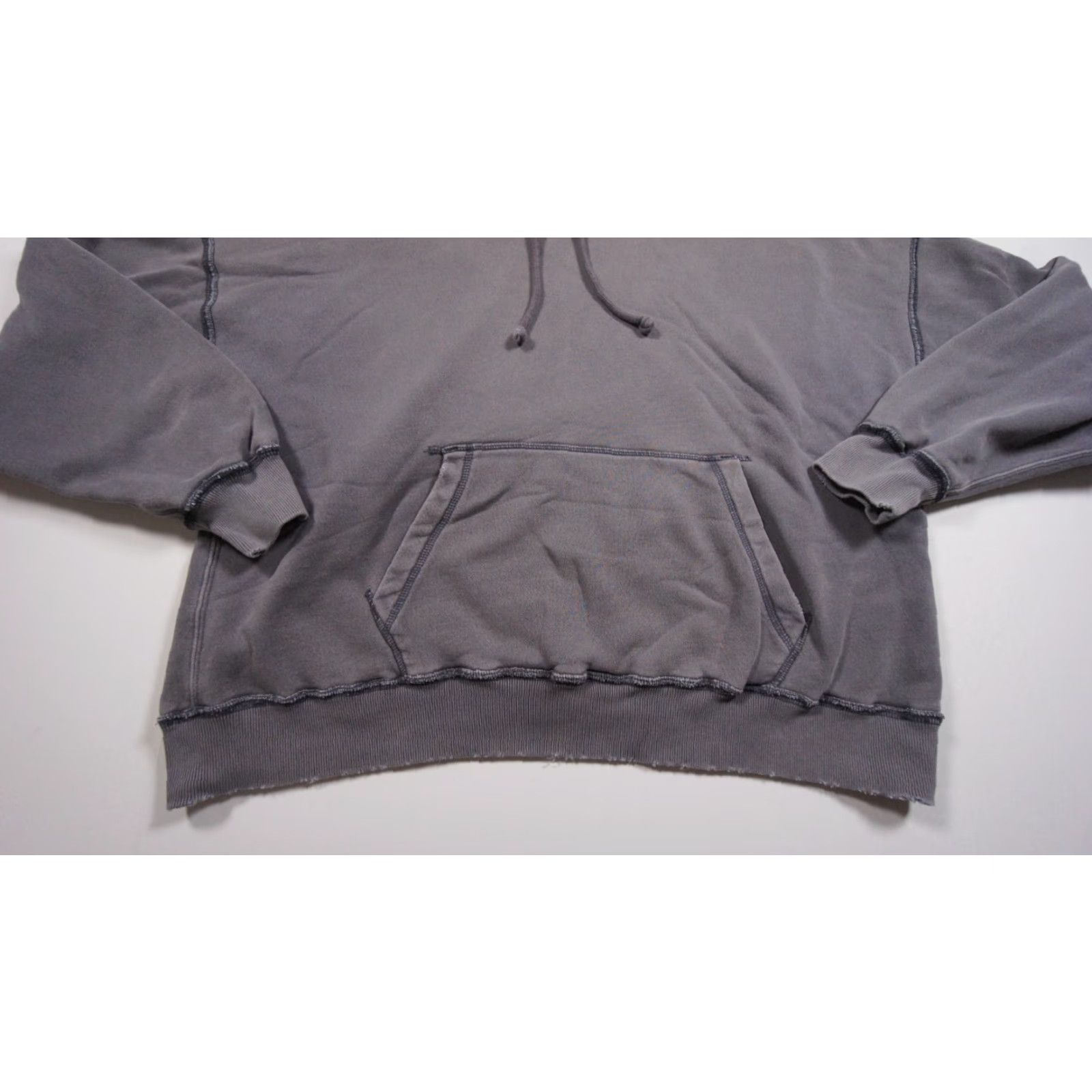Abercrombie & Fitch Abercrombie & Fitch Sweatshirt Womens Small Gray Hoodie Cropped Faded Distressed Size S / US 4 / IT 40 - 3 Thumbnail