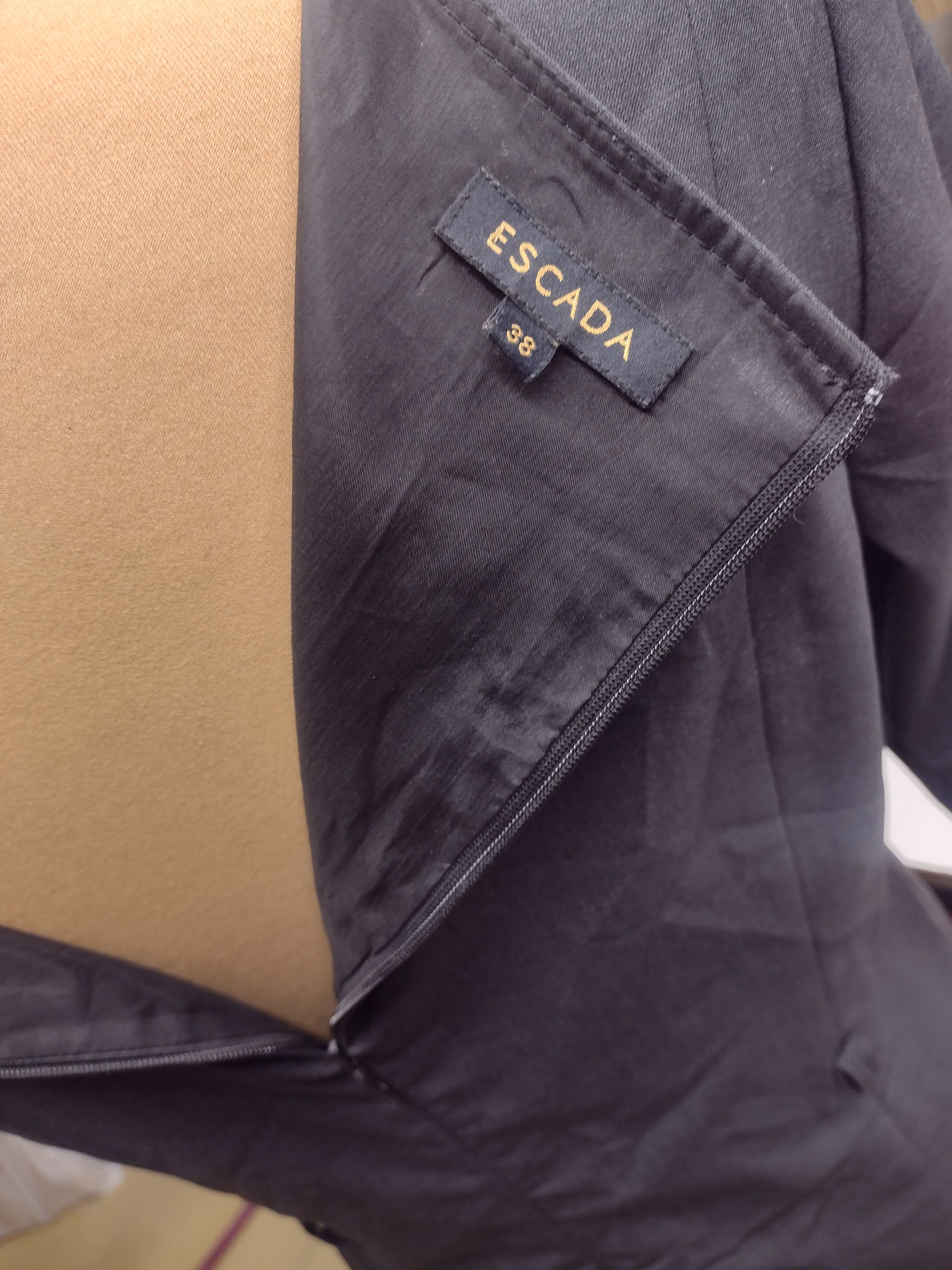 Escada Escada X Vintage Size M / US 6-8 / IT 42-44 - 6 Thumbnail