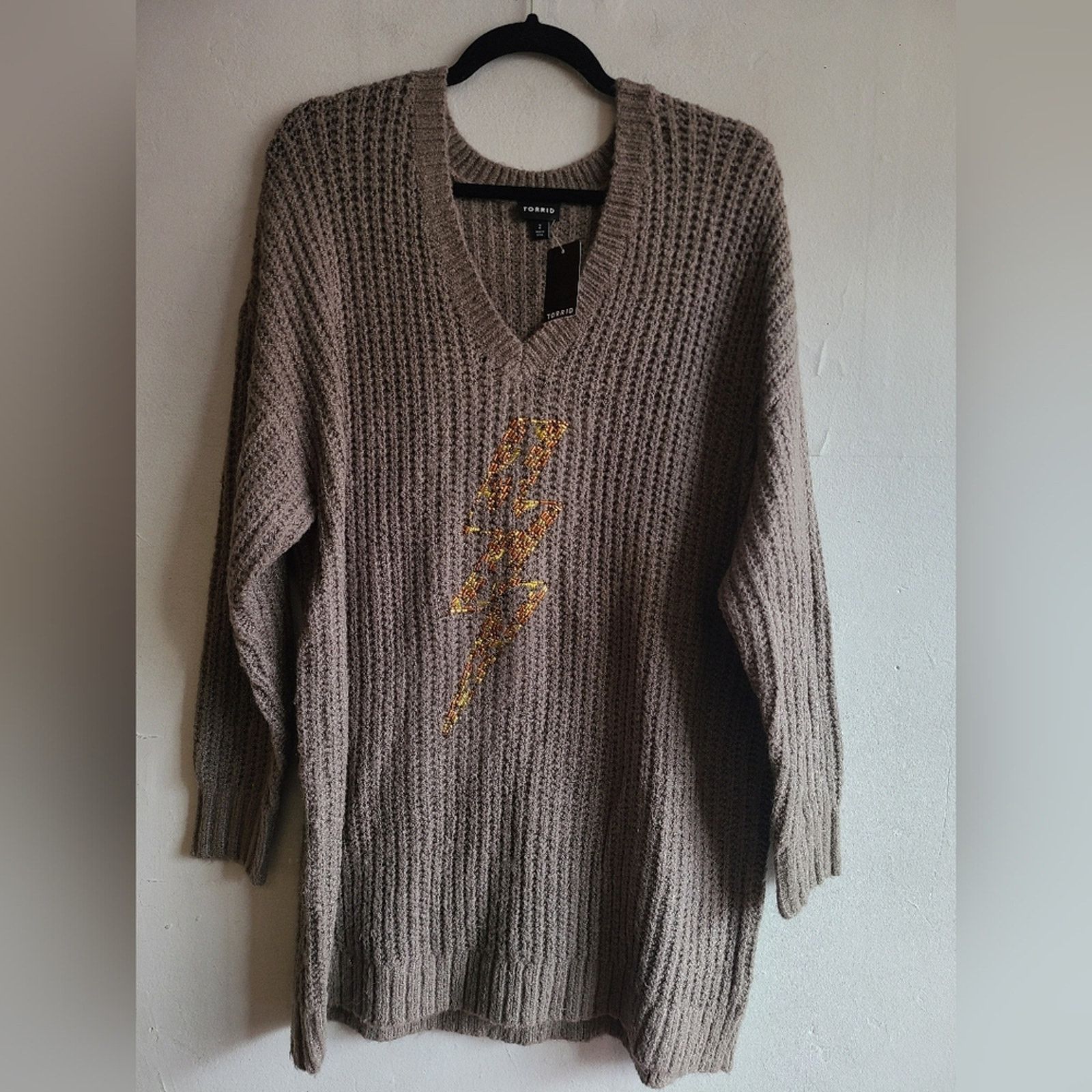 Other NEW women's 2X long tunic Torrid gray sweater lightning bolt Size XXL / US 16-18 / IT 52-54 - 1 Thumbnail