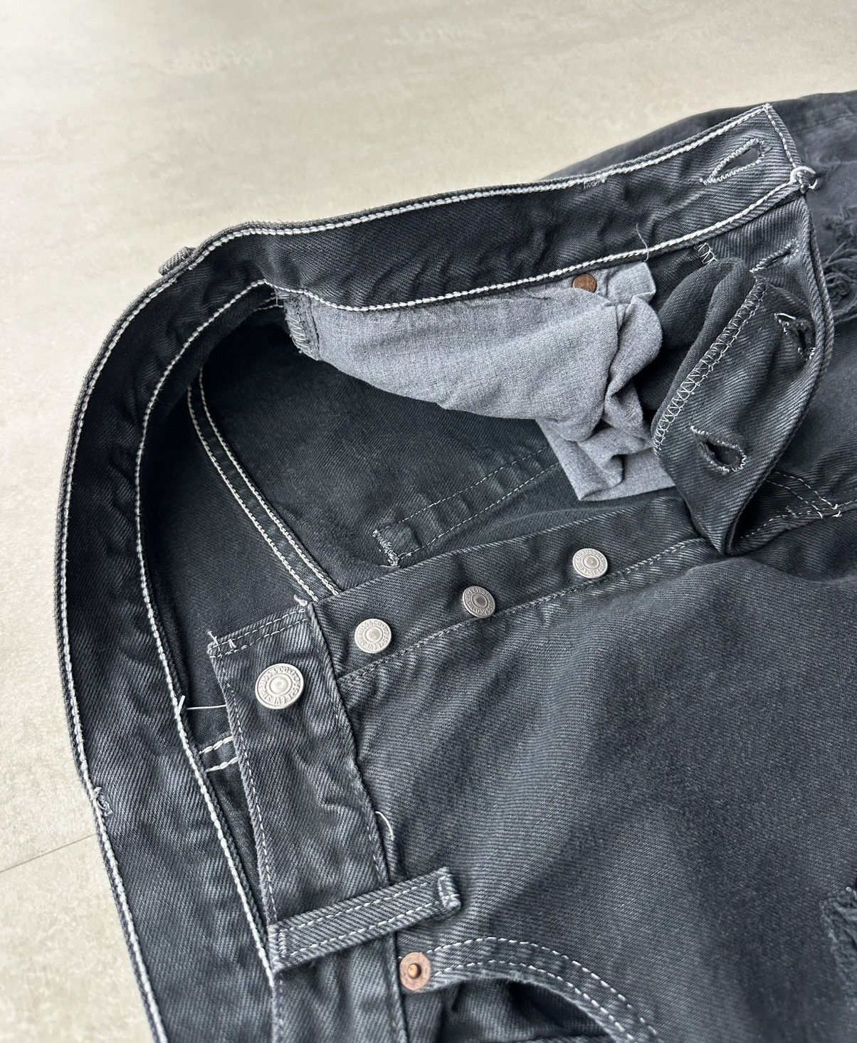 Levi's vtg trashed Levi’s jeans 544 size33 Size US 33 - 7 Thumbnail