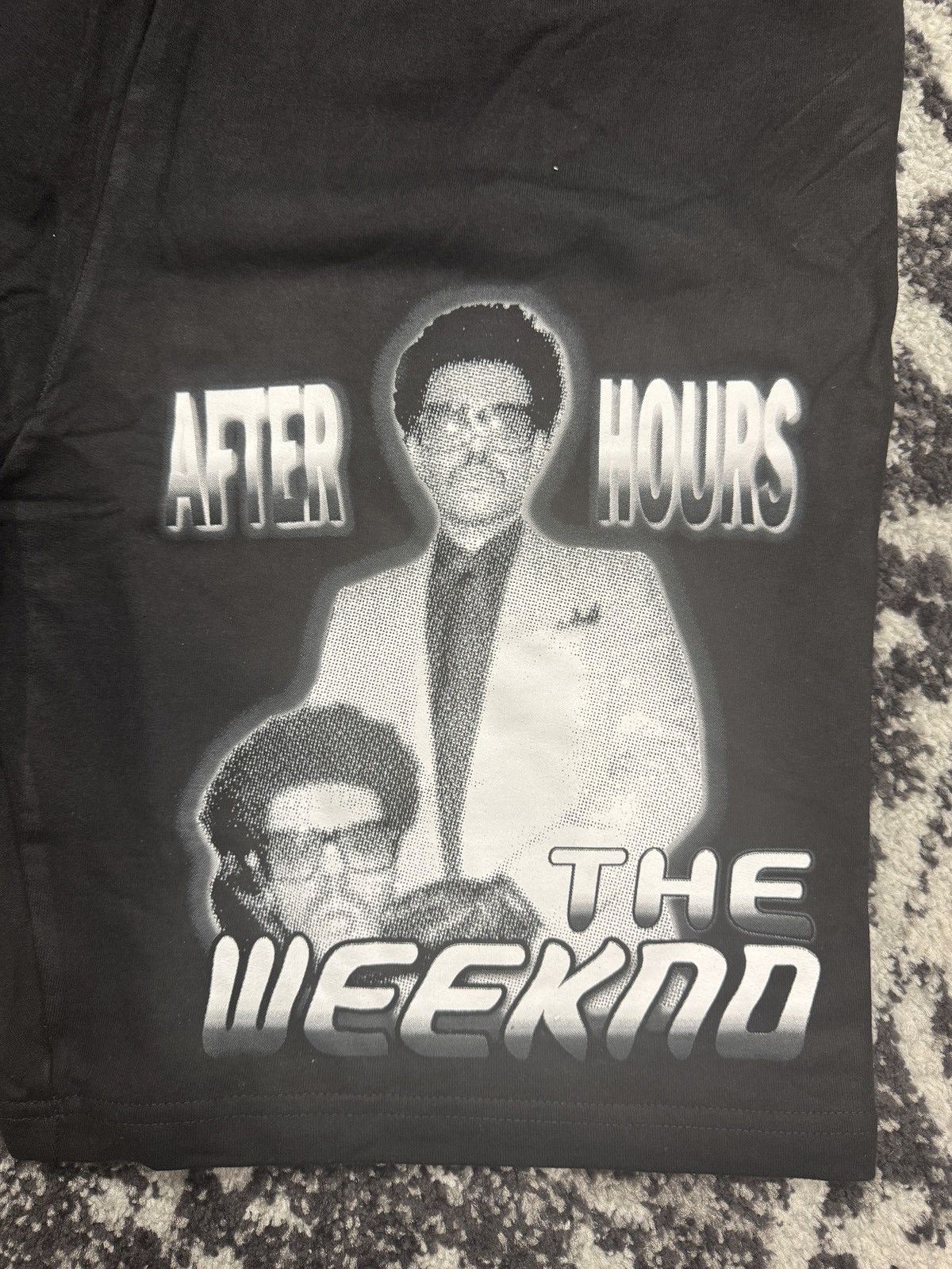 AWGE × P4K × The Weeknd The Weeknd P4K AWGE After Hours Sweatshorts XL Black Size US 38 / EU 54 - 2 Thumbnail