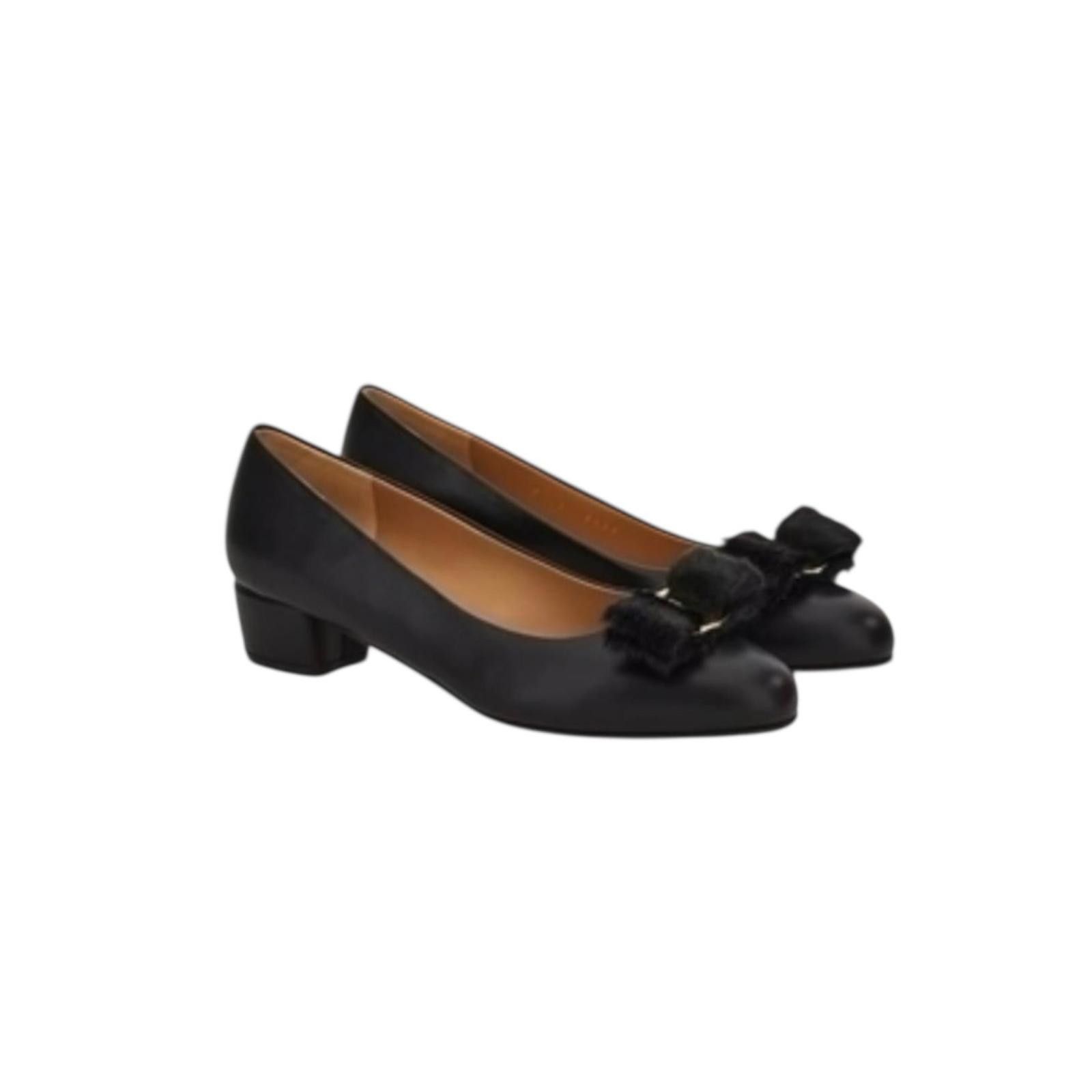 Salvatore Ferragamo Ferragamo Vara Fur Scarpa Size US 7.5 / IT 37.5 - 2 Thumbnail