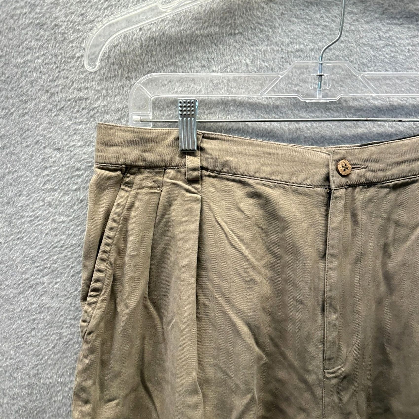 Tommy Bahama VINTAGE Tommy Bahama Shorts 36 Brown Silk Pleated Mens Casual Chino" Size US 36 / EU 52 - 2 Thumbnail