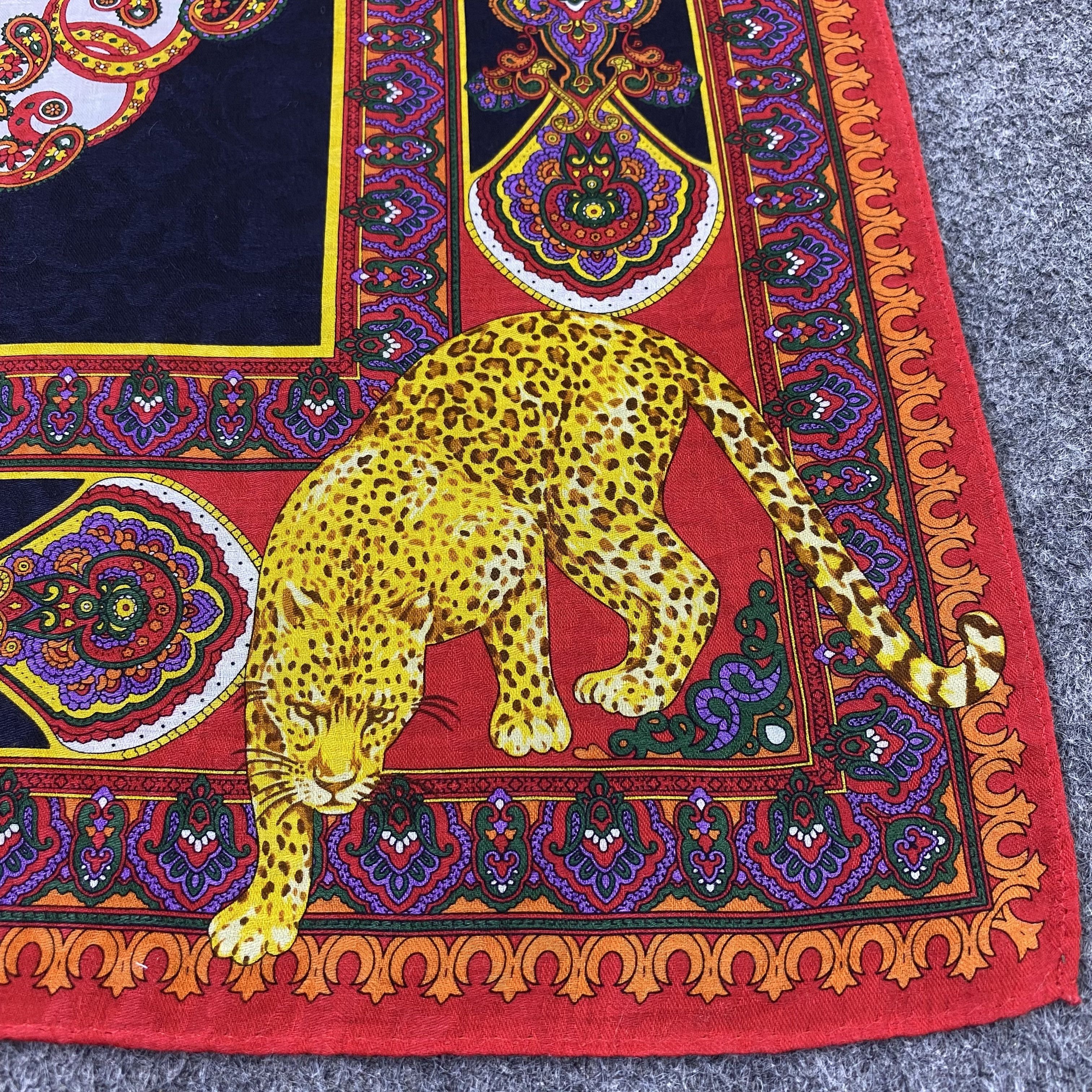 Vintage Leopard Motif Handkerchief / Bandana / Neckerchief-B2232 Size ONE SIZE - 7 Thumbnail