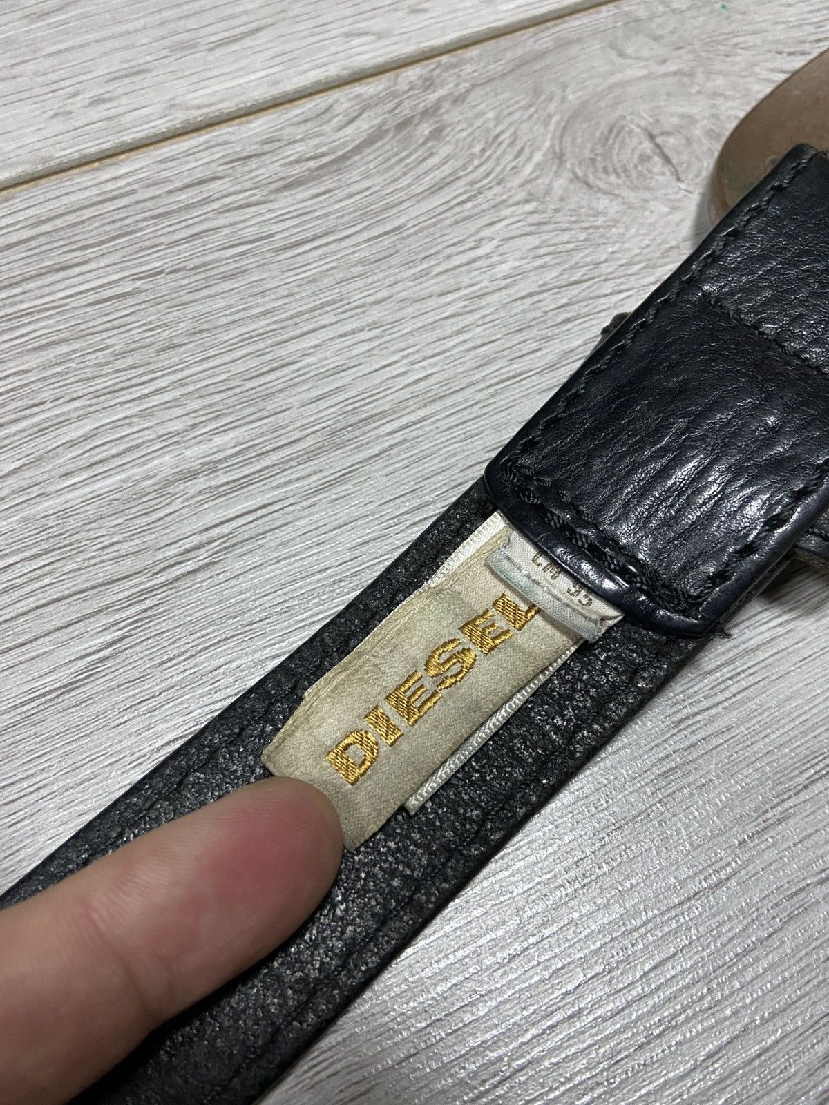 Diesel Diesel RARE vintage big punk head curve buckle leather belt Size ONE SIZE - 7 Thumbnail