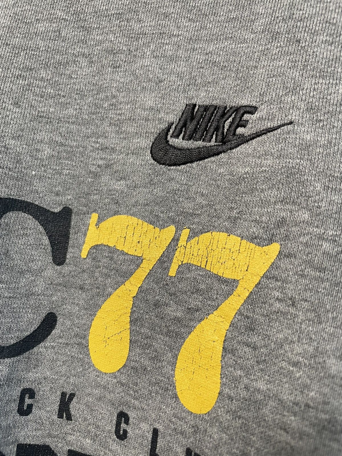 Nike Vintage Nike Eugene Oregon OTC77 Sweatshirt Crewneck 90s Size US L / EU 52-54 / 3 - 8 Thumbnail