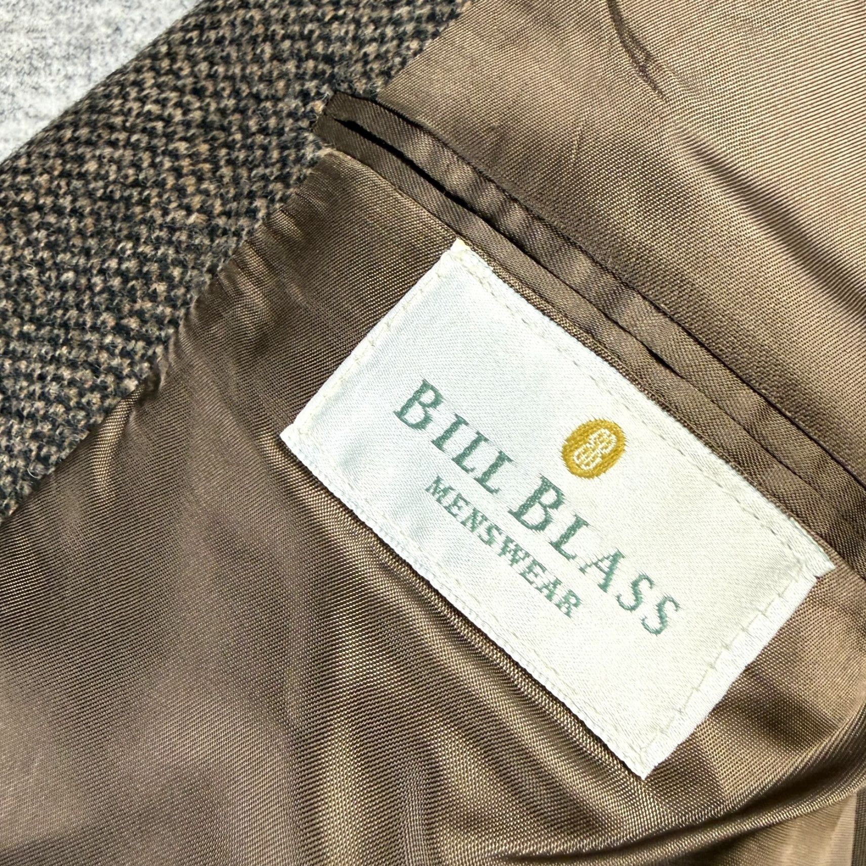 Bill Blass VINTAGE Bill Blass Blazer Jacket Mens 46 Brown Tweed Wool Single-Breasted Notch Lapel Geometric 2-Button 4-Button Sleeve USA Mens Size 46R - 6 Thumbnail