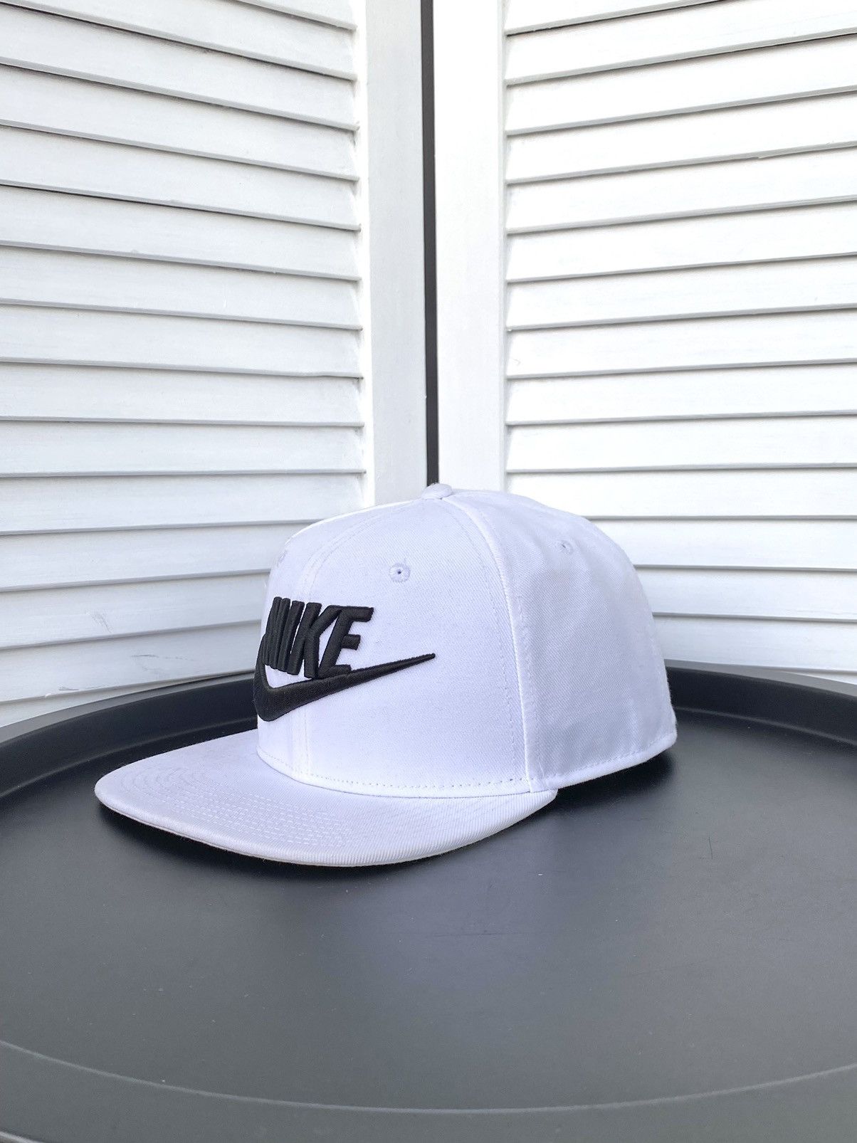 Nike Nike Pro Big Logo Swoosh Snapback 3D White Cap Hat Size ONE SIZE - 3 Thumbnail