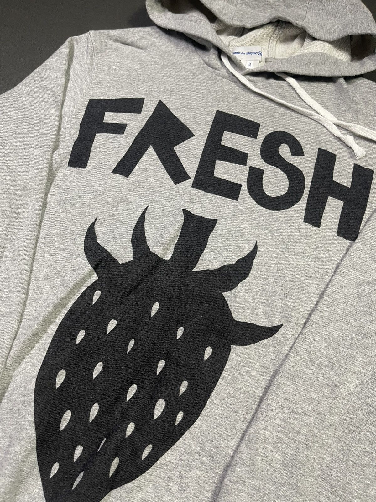 Comme des Garcons CDG x Brett Westfall Strawberry Hooded Size US M / EU 48-50 / 2 - 5 Thumbnail