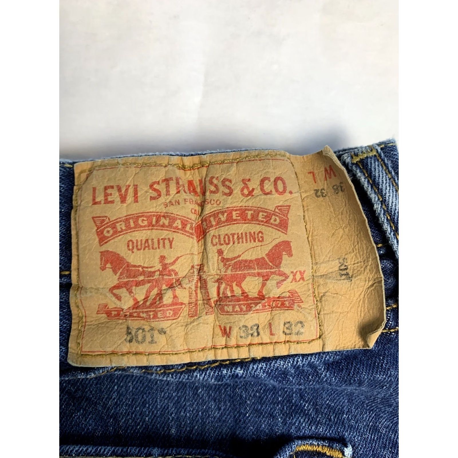Levi's Levi’s 501 Jeans Mens 38x32 Blue Straight Button Fly Western American Denim Jeans Regular Fit Mens 90s Cowboy Classic Modern Stonewash Blue Denim Size US 38 / EU 54 - 3 Thumbnail