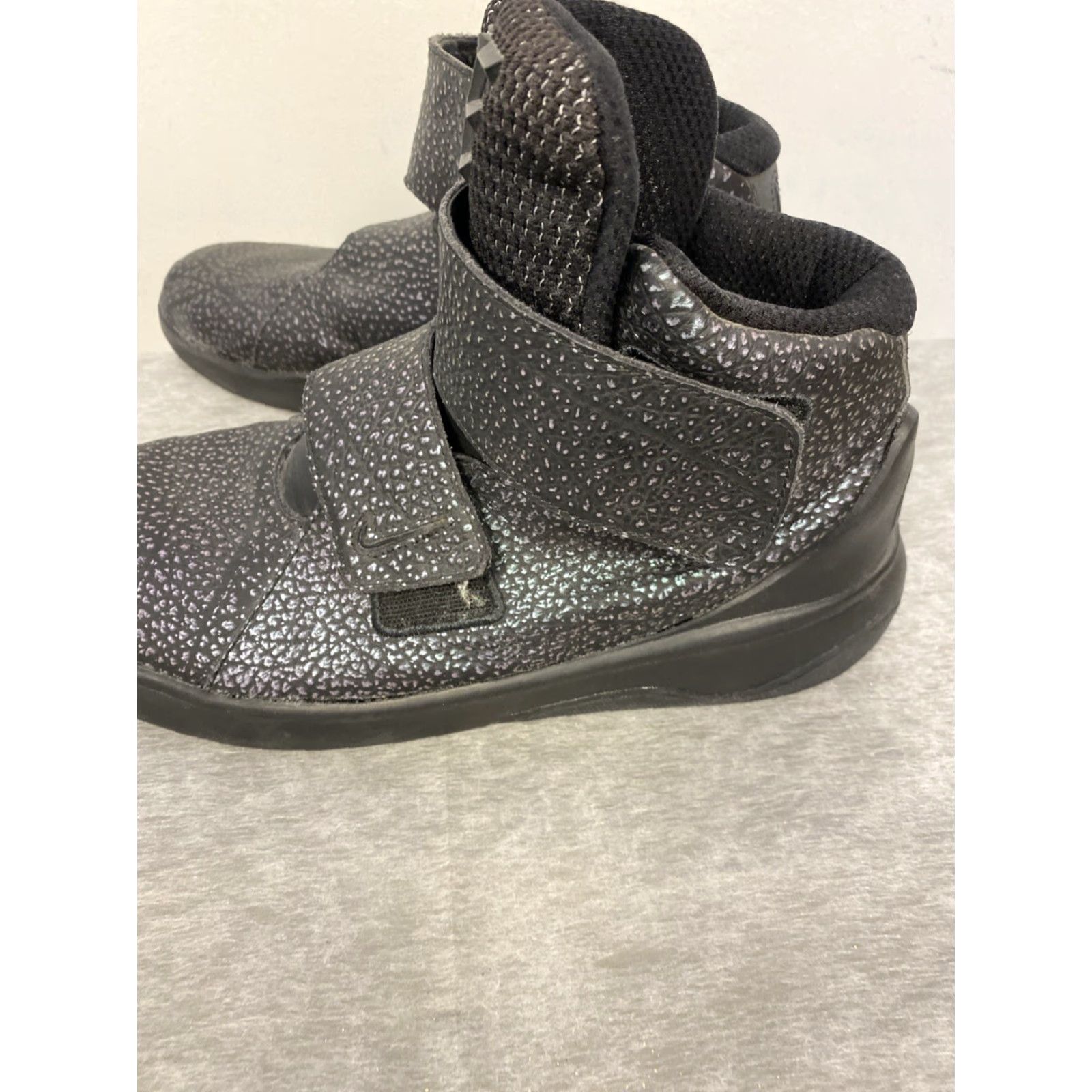 Nike NIKE Marxman All Star Sneakers - Size 9.5 US / 8.5 UK - Triple Black - 2015 - Mens Size US 9 / EU 42 - 5 Thumbnail