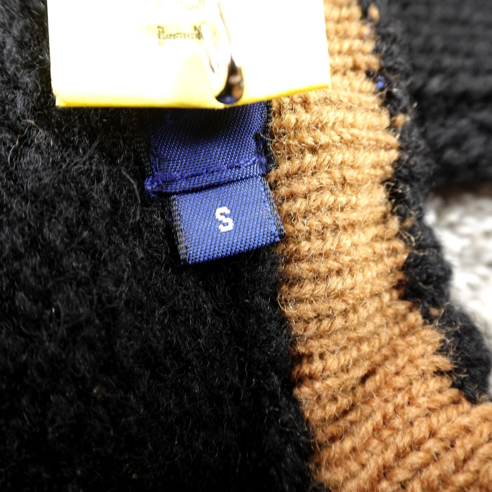 J.Crew VINTAGE J.CREW Sweater Womens S Black Brown Wool Knit Pullover Crew Neck Striped Knit 100% Wool Womens Suited for Fall and Winter Preppy Cozy Men? No Size S / US 4 / IT 40 - 7 Thumbnail