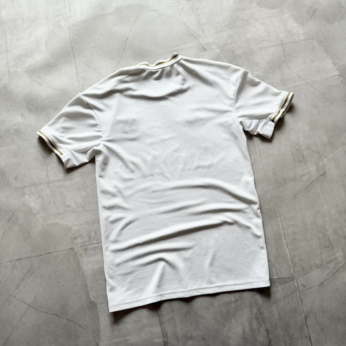 Adidas 2019 Adidas Real Madrid Home Shirt Jersey Tee Size US S / EU 44-46 / 1 - 3 Thumbnail