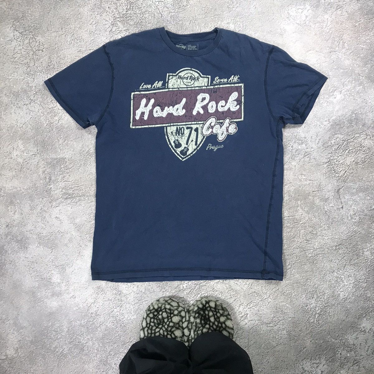 Vintage VINTAGE HARD ROCK CAFE PRAGUE STREETWEAR CASUAL Y2K Size US L / EU 52-54 / 3 - 1 Thumbnail