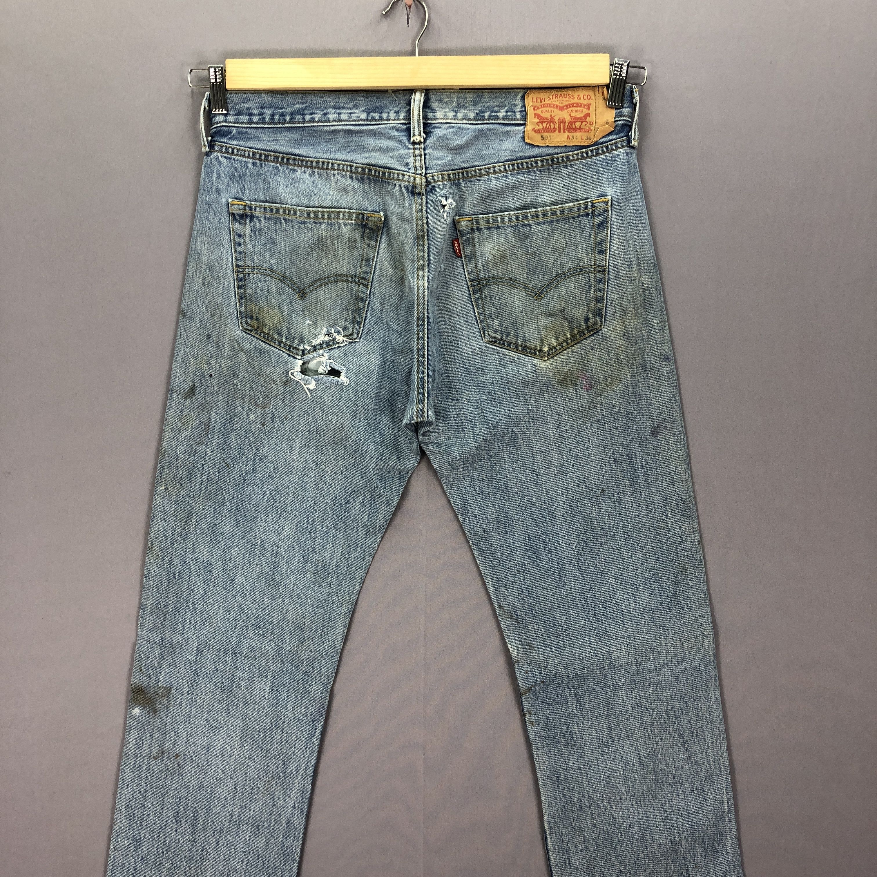 Jean Vintage Dirty Levis 501 Faded Jeans Levi's Light Wash Denim Size US 34 / EU 50 - 6 Thumbnail
