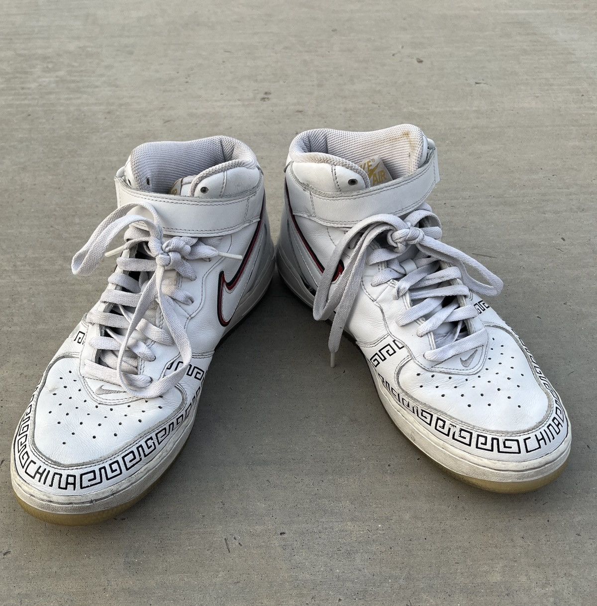 Nike Nike Air Force 1 ‘China’ Mid Chinese Basketball Sneakers Size US 10.5 / EU 43-44 - 3 Thumbnail
