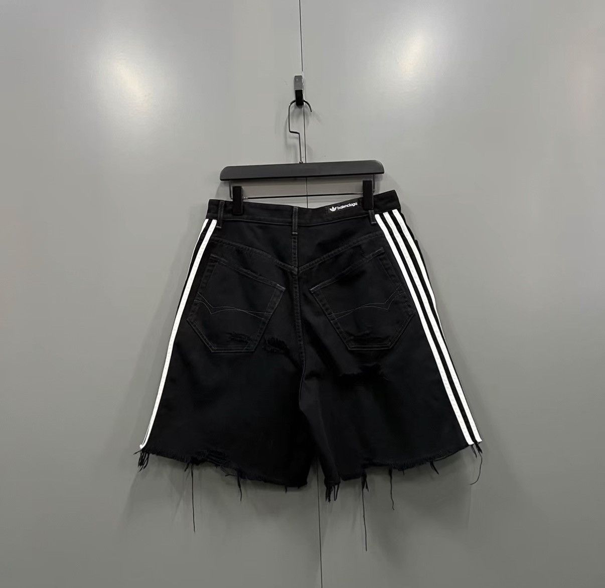Balenciaga Balenciaga × Adidas Side Stripe Ripped Denim Shorts J41 Size US 32 / EU 48 - 2 Thumbnail