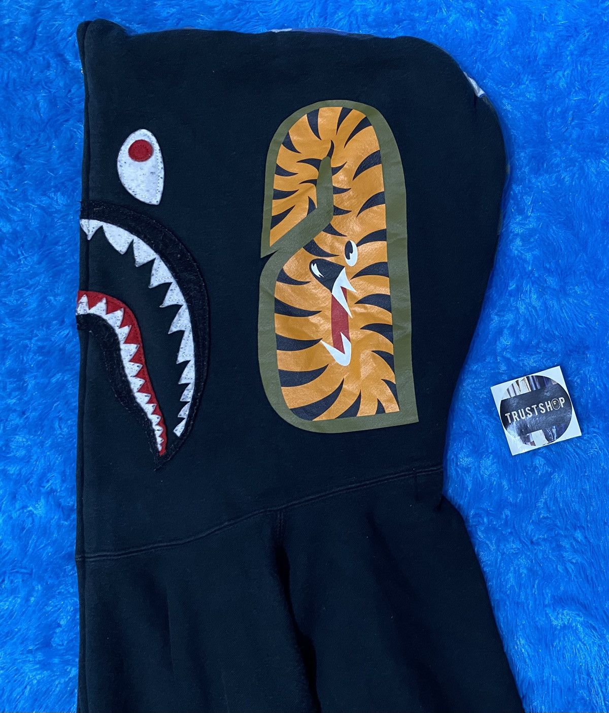 Bape BAPE SHARK FULLZIP HOODIE Size US L / EU 52-54 / 3 - 6 Thumbnail