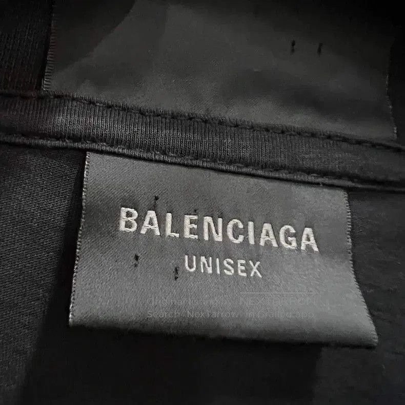 Balenciaga Black Letter Print T-shirt.