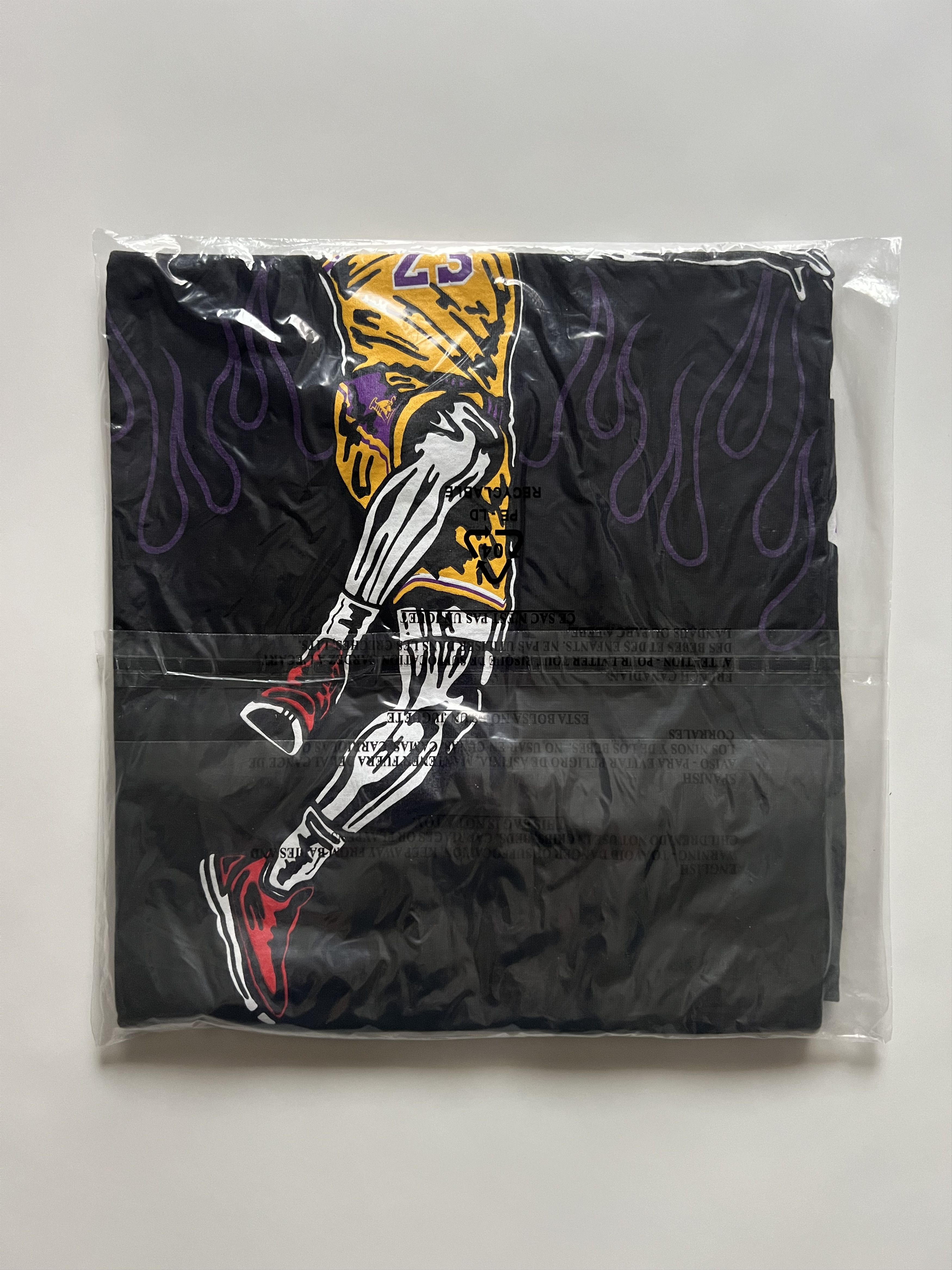 NBA × Warren Lotas Authentic Warren Lotas Lebron James Alt 3 T-Shirt Black RARE Size US M / EU 48-50 / 2 - 3 Thumbnail