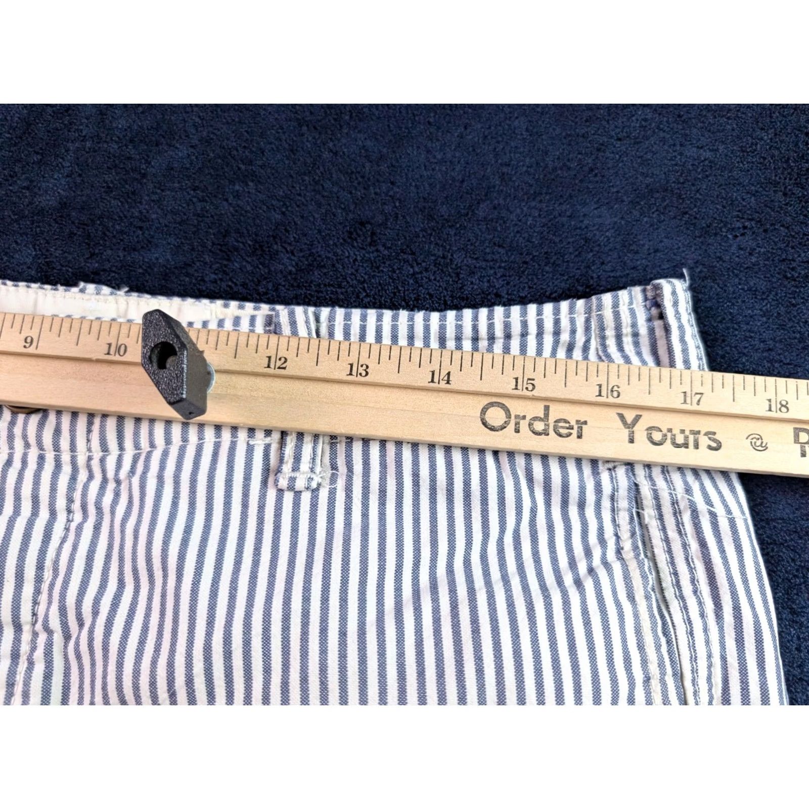 Abercrombie & Fitch Abercrombie & Fitch Shorts Mens 34 Button Fly Striped Cotton White Gray Classic Chino Pocket Pockets Blue 34 Mens Size US 34 / EU 50 - 5 Thumbnail