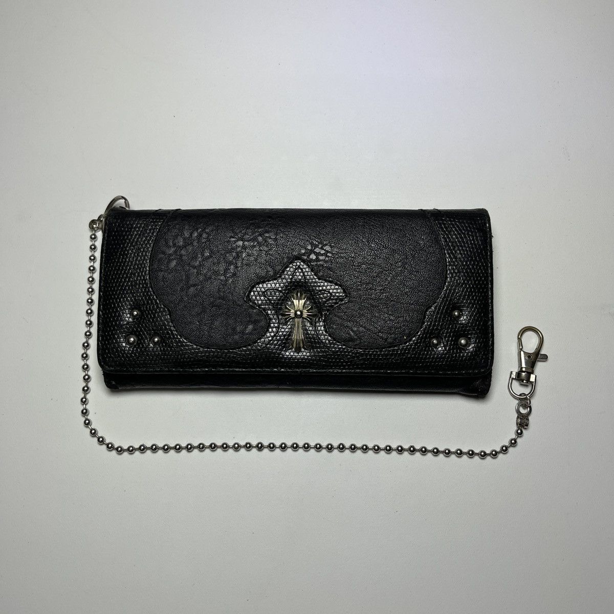 Vintage Cross Pendant Wallet with Chain Size ONE SIZE - 2 Thumbnail