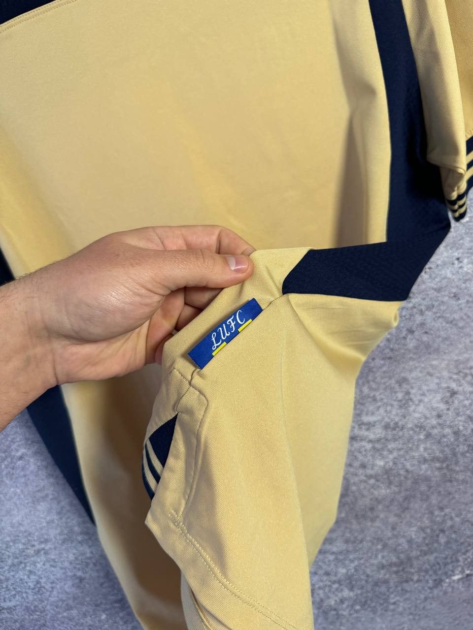 Macron × Vintage Vintage Leeds United 2013/14 Nacron Soccer Jersey Size US M / EU 48-50 / 2 - 14 Thumbnail