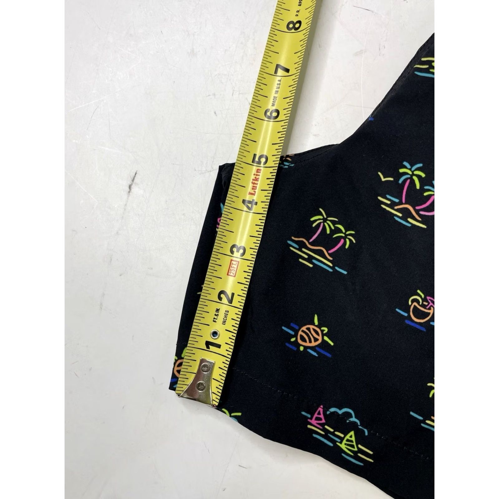 Chubbies Chubbies Swim Trunks Men’s Medium Multicolor Tropical Beach Shorts Size US 31 - 5 Thumbnail