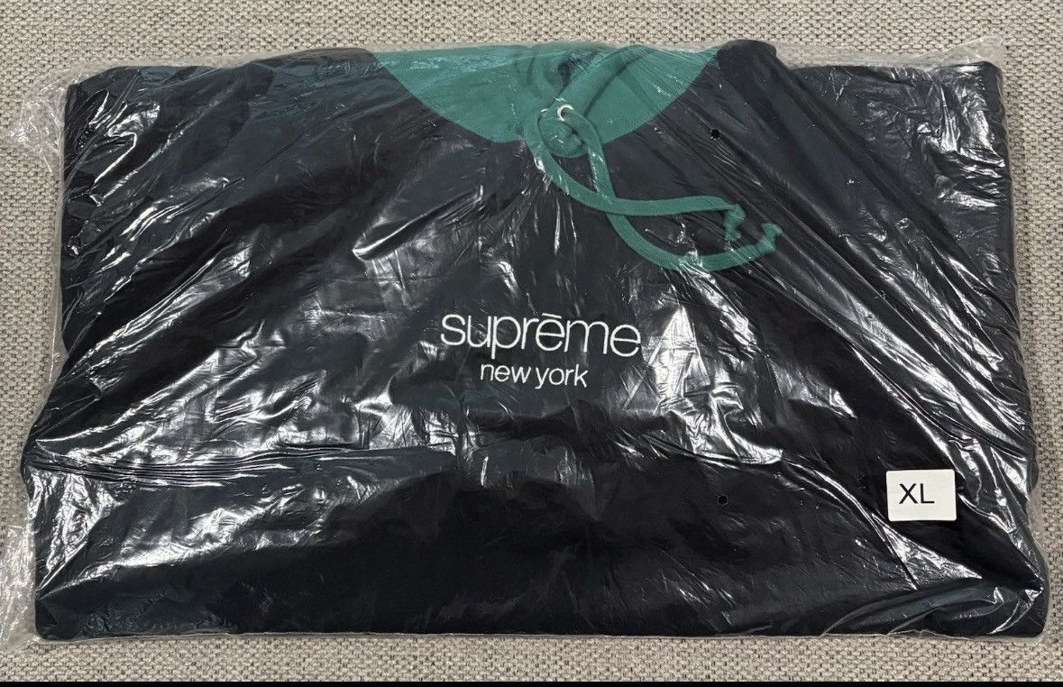 Supreme Supreme classic logo sweatshirt FW15 Size US XL / EU 56 / 4 - 2 Thumbnail