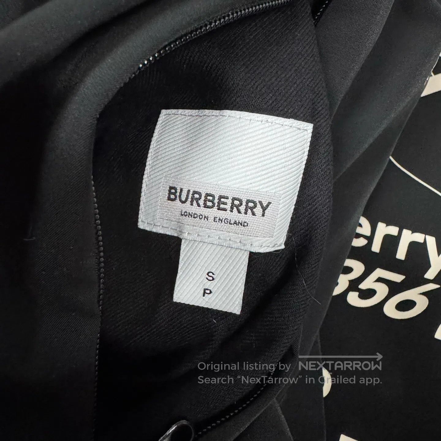 Burberry BURBERRY Double-sided constellation print down jacket| Size US S / EU 44-46 / 1 - 7 Thumbnail