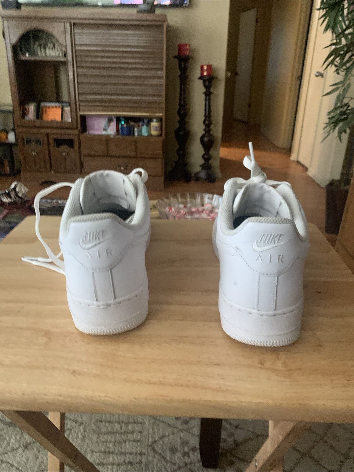 Nike air force 1 07 triple white Size US 9.5 / EU 42-43 - 4 Thumbnail
