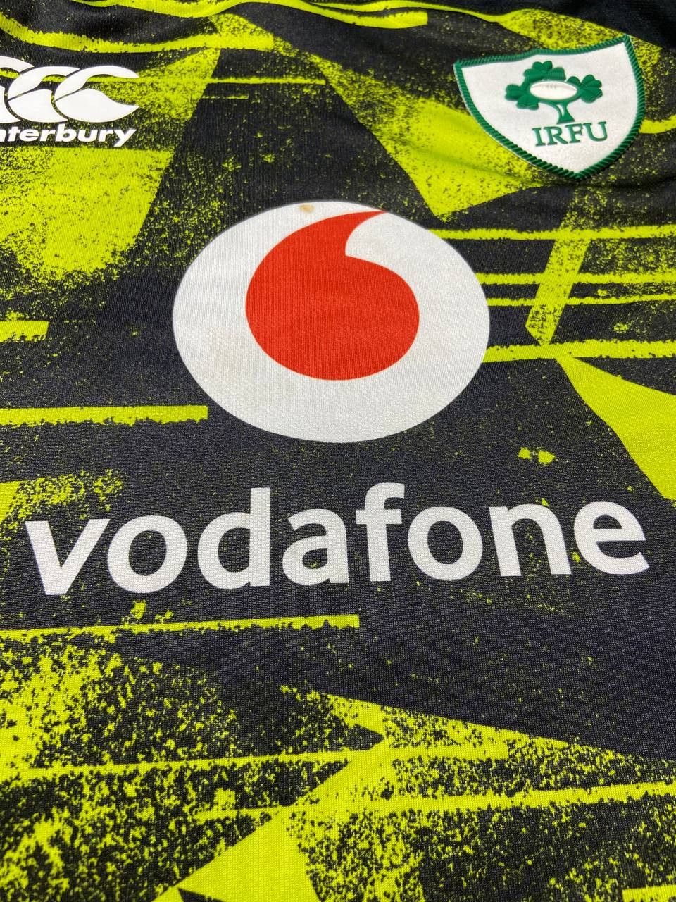 Canterbury of New Zealand × Vintage IRFU Ireland Rugby Jersey SIZE M Size US M / EU 48-50 / 2 - 4 Thumbnail