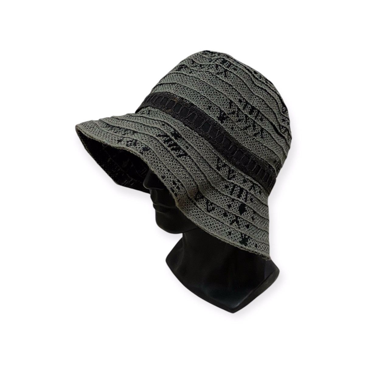 Japanese Brand Japanese Brand Rare Design Bucket Hat Size ONE SIZE - 1 Thumbnail