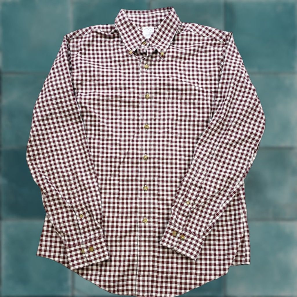 Brooks Brothers VINTAGE Brooks Brothers Button Down Shirt Mens M Red Gray Plaid Size US M / EU 48-50 / 2 - 1 Thumbnail