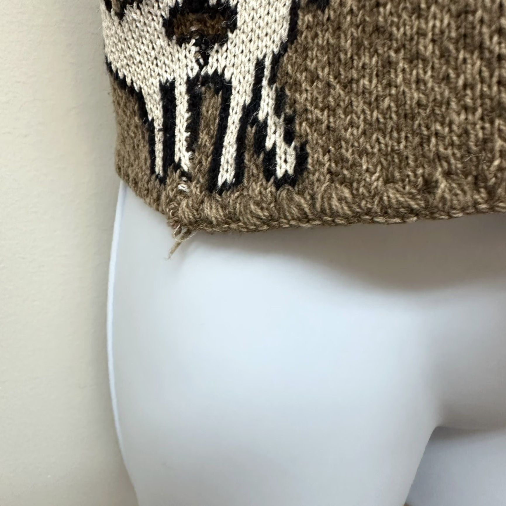 Vintage VINTAGE Wool Blend Knit Vest Button Front Hippy Ethnic Reindeer Size S/M Womens Size S / US 4 / IT 40 - 7 Thumbnail