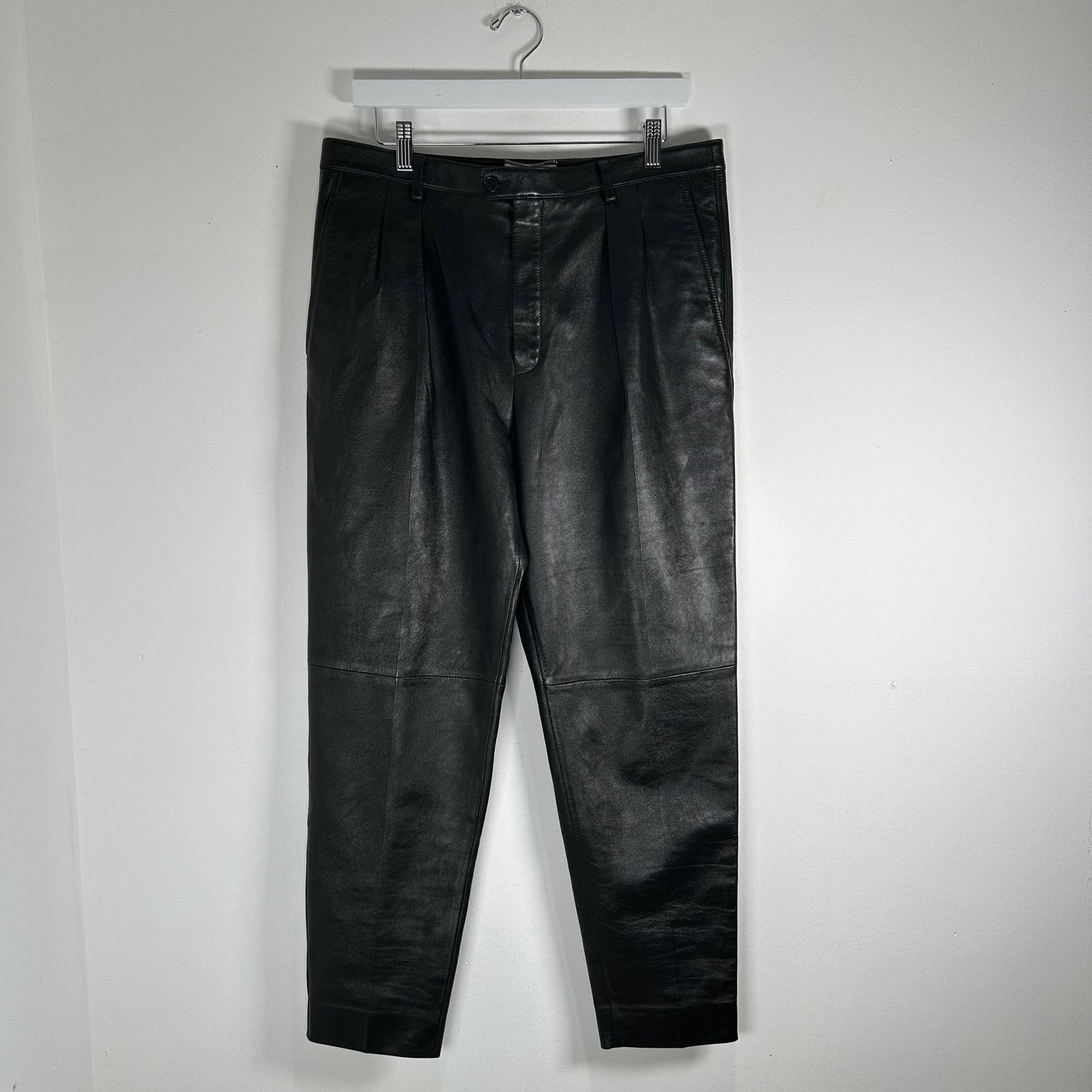 Saint Laurent Paris Saint Laurent Paris Pleated Suit Pant Size 32 Size US 32 / EU 48 - 1 Thumbnail
