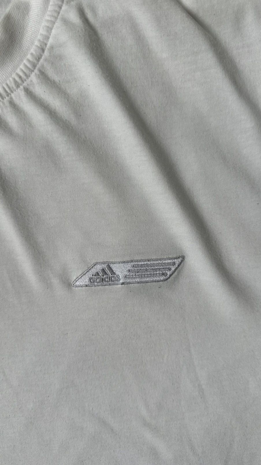 Adidas VINTAGE Y2K ADIDAS TEE Size US M / EU 48-50 / 2 - 2 Thumbnail