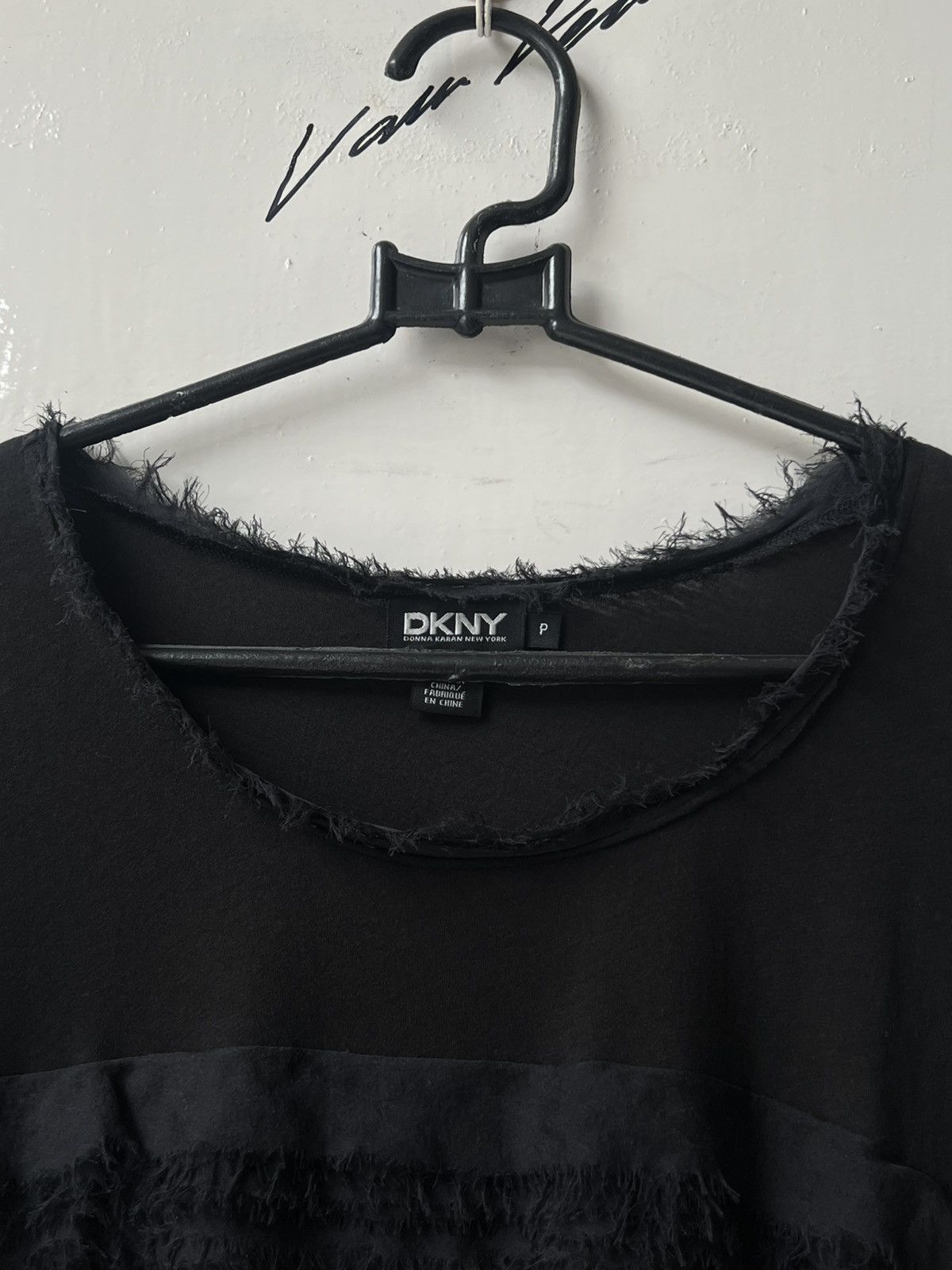 DKNY DKNY Black T-shirt Size US XS / EU 42 / 0 - 5 Thumbnail
