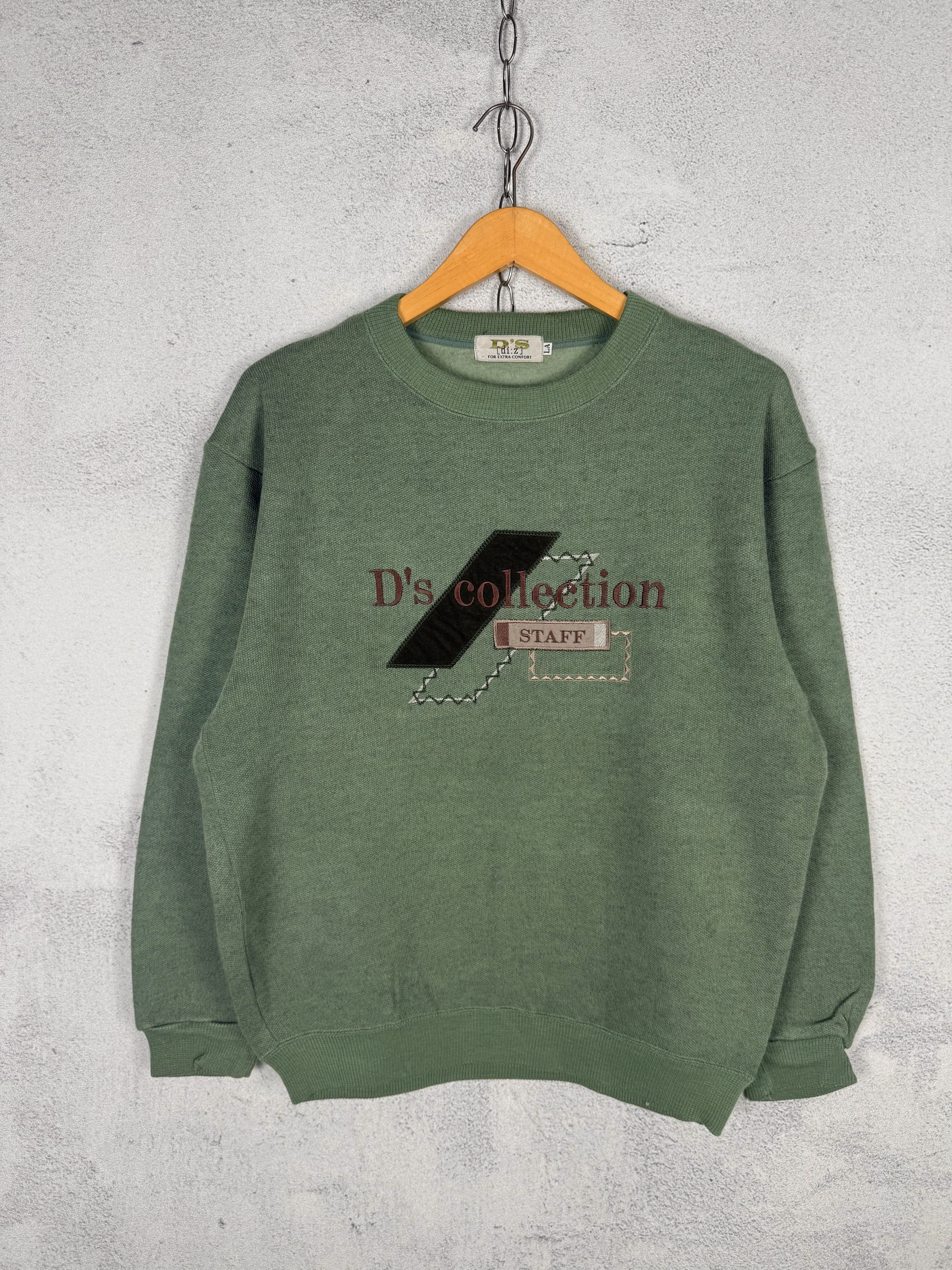 Vintage Vintage 90s Classic Sweatshirt Crewneck D's Staff Size US S / EU 44-46 / 1 - 1 Thumbnail