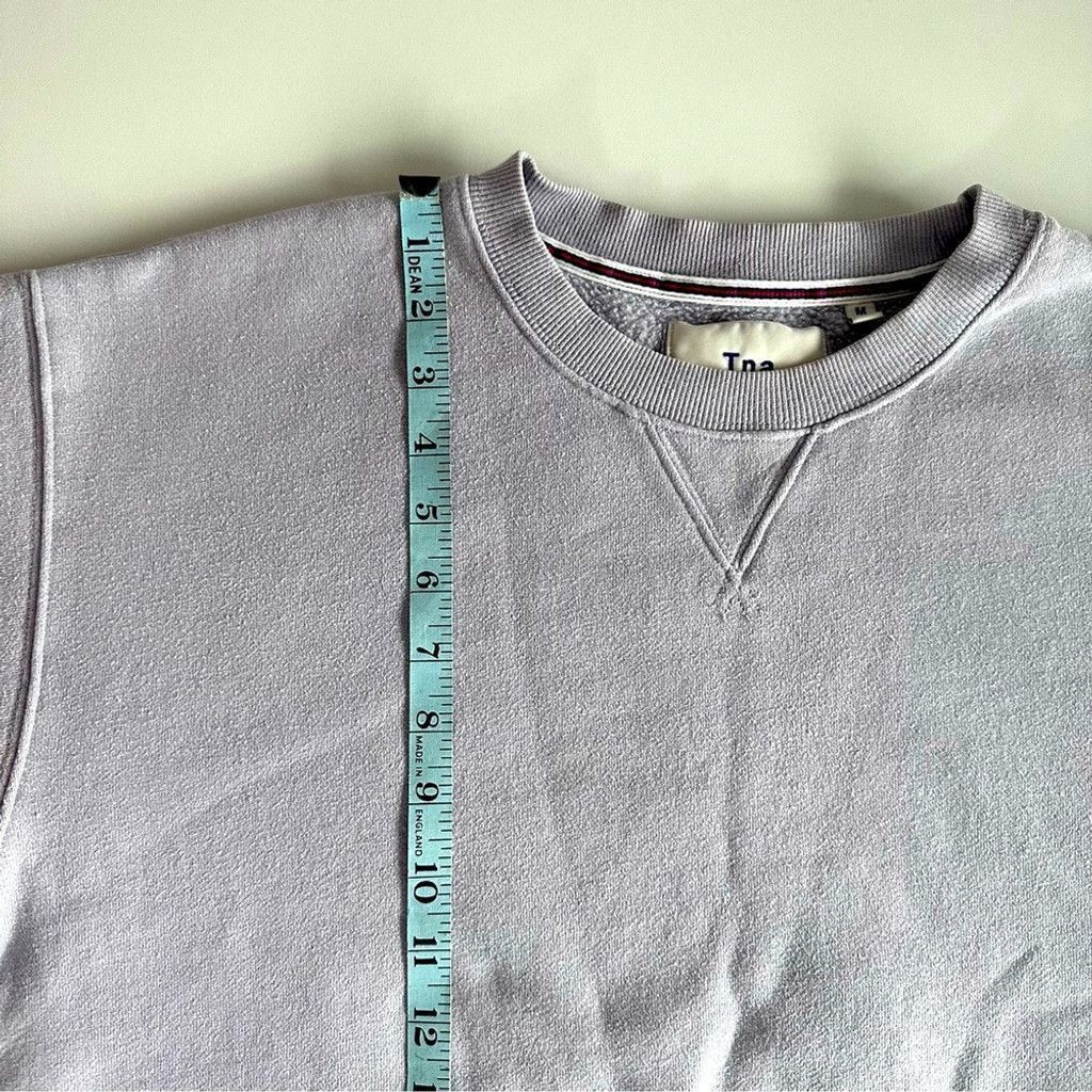 Aritzia Aritzia TNA Crew Neck Relaxed Sweatshirt Lavender Sz Medium Size M / US 6-8 / IT 42-44 - 14 Thumbnail