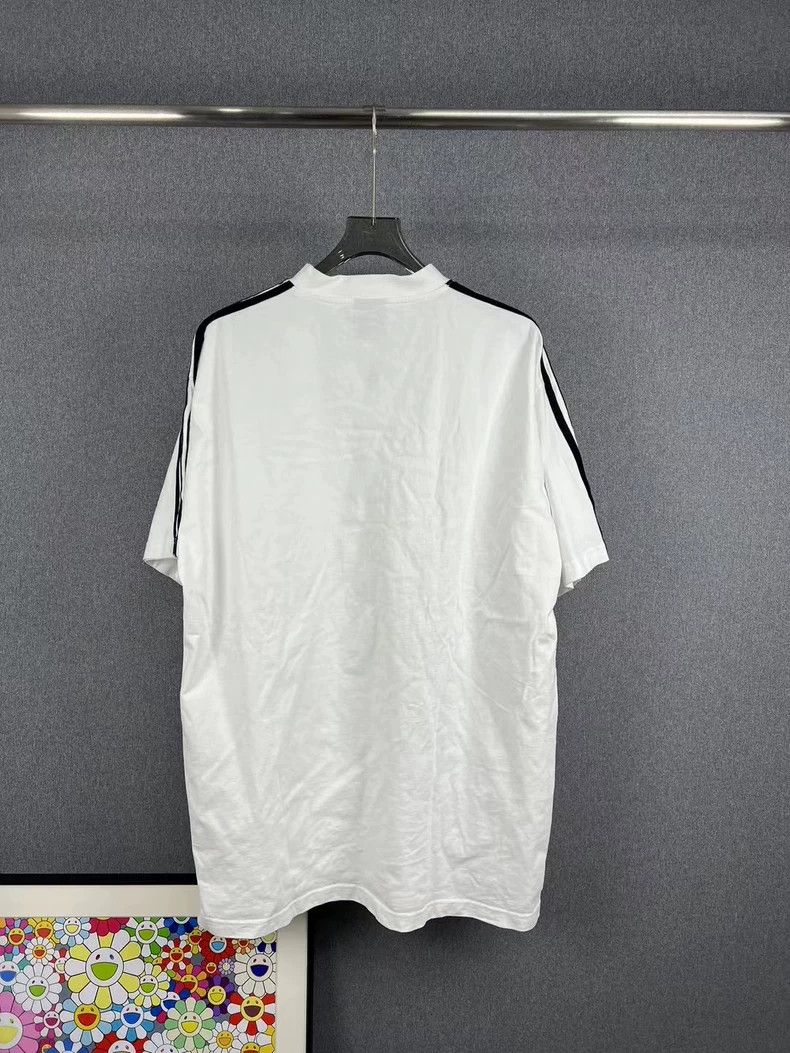 Balenciaga Balenciaga ADIDAS Clover Co-branded Short Sleeves 2503-Next Size US L / EU 52-54 / 3 - 2 Thumbnail