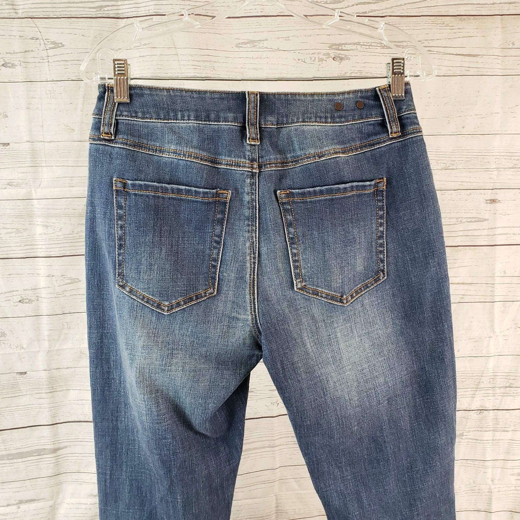 Vintage CAbi 5495 Womens Cropped High Straight Jeans Sz 4 Blue Distressed Raw Hem Size 27" / US 4 / IT 40 - 4 Thumbnail