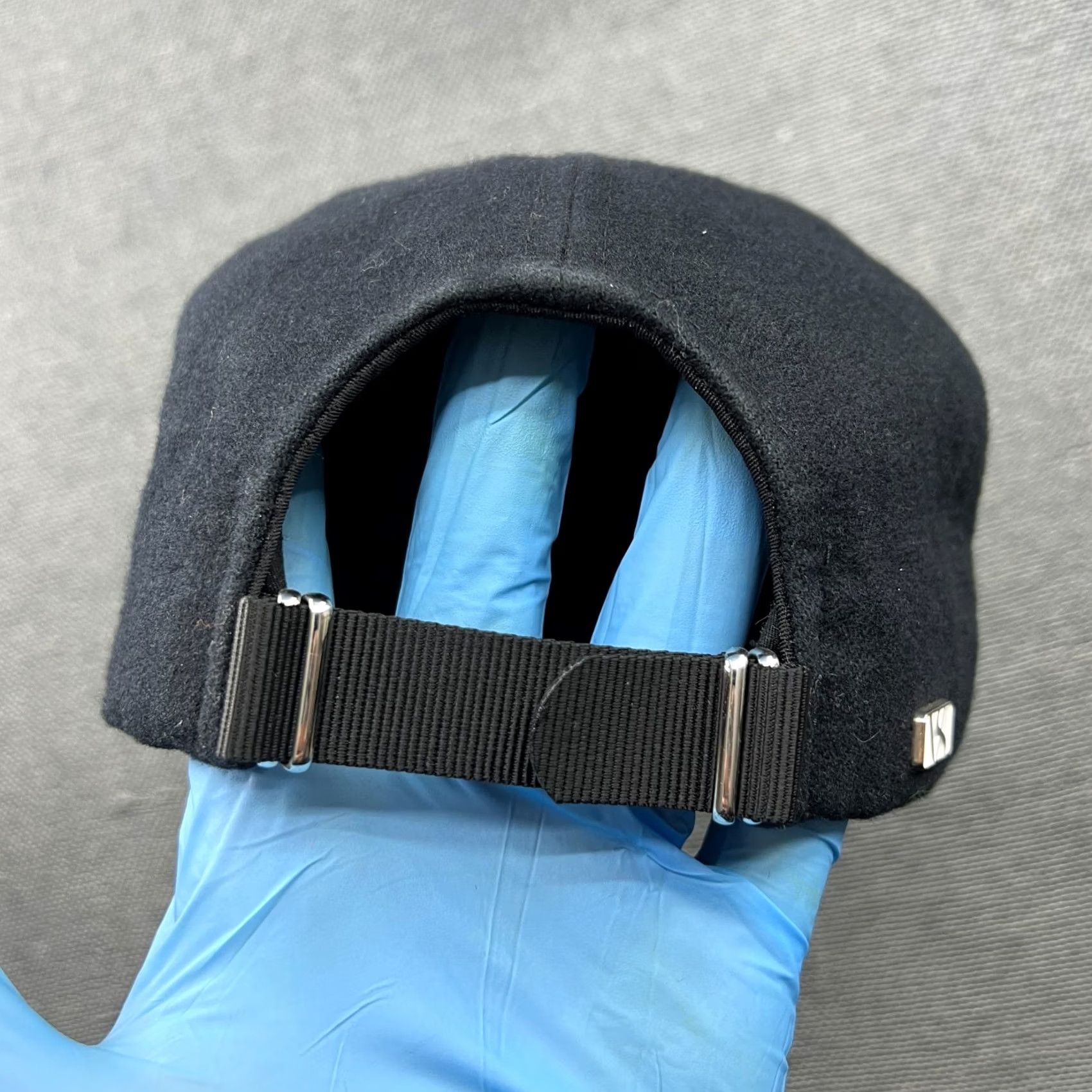 Vintage Varsity Headwear Cap Hat XL Wool Unisex Adults Baseball Cap Vitale Barberis Canonico Pattern Solid Black Size ONE SIZE - 7 Thumbnail