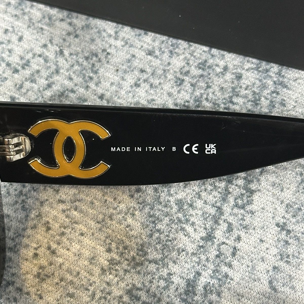 Chanel CHANEL 0CH5541 1799/7 SUNGLASSES Size ONE SIZE - 6 Thumbnail