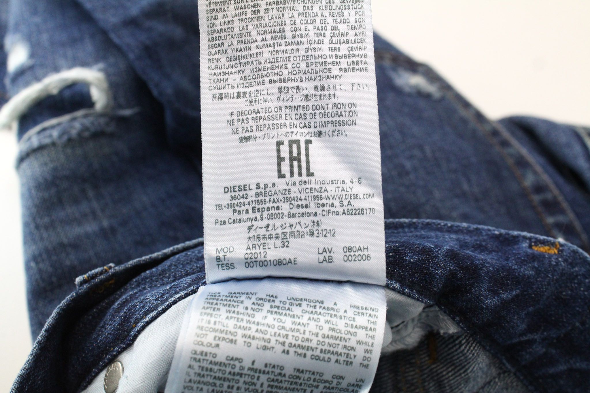 Diesel ARYEL 080AH W24/L32 Blue Ripped Jeans 71394 Size 24" / US 00 / IT 34 - 9 Thumbnail